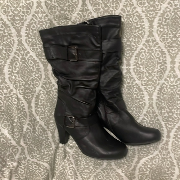 New Rue 21 zip up boots, black, size Medium (women's 6-7), with heel - Picture 1 of 10